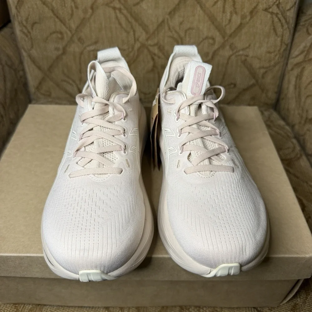 ASICS Gel-Nimbus 28 Mineral Beige Cream 1012B899-250 Women's 9 Running Shoes